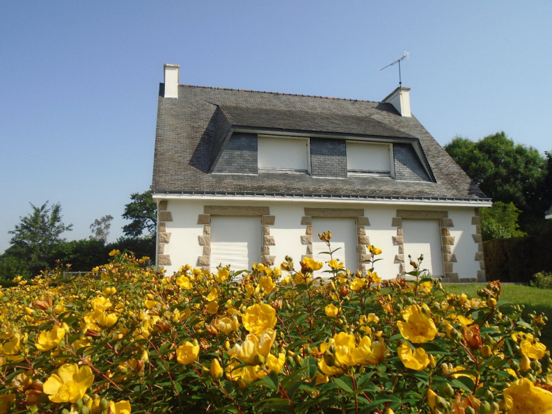 vente Maison Guiscriff - Photo 1