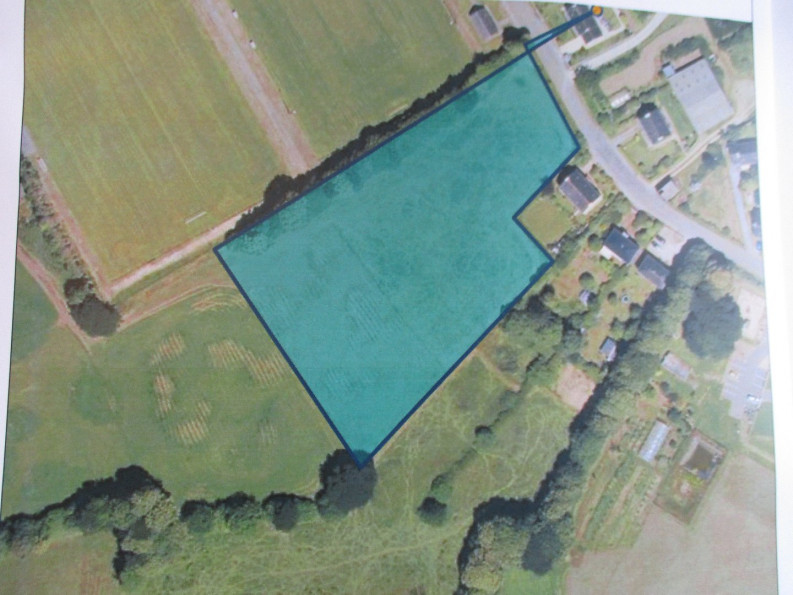 vente Terrain constructible Guiscriff - Photo 1