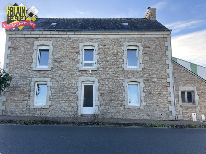 vente Maison Guiscriff - Photo 1