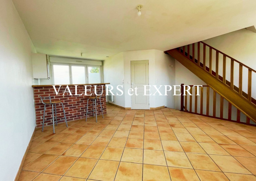 location Maison Templemars - Photo 1