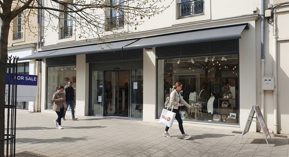 vente Prêt à porter Vichy - Photo 1