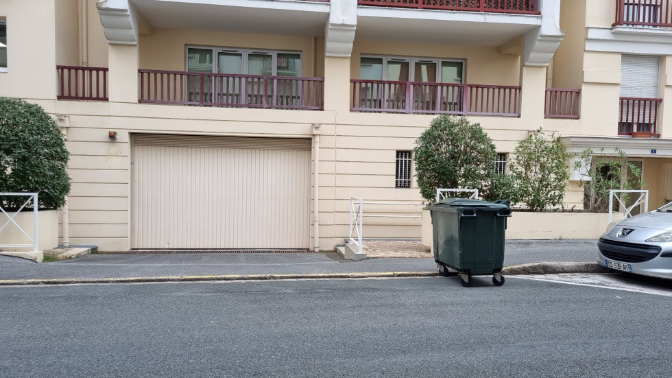 location Parking intérieur Bayonne - Photo 3