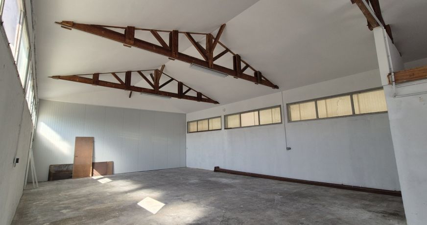 location Entrepots et bureaux Boucau