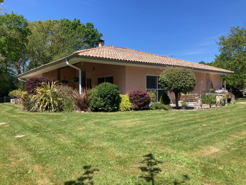 vente Maison Saint Laurent De Gosse - Photo 1