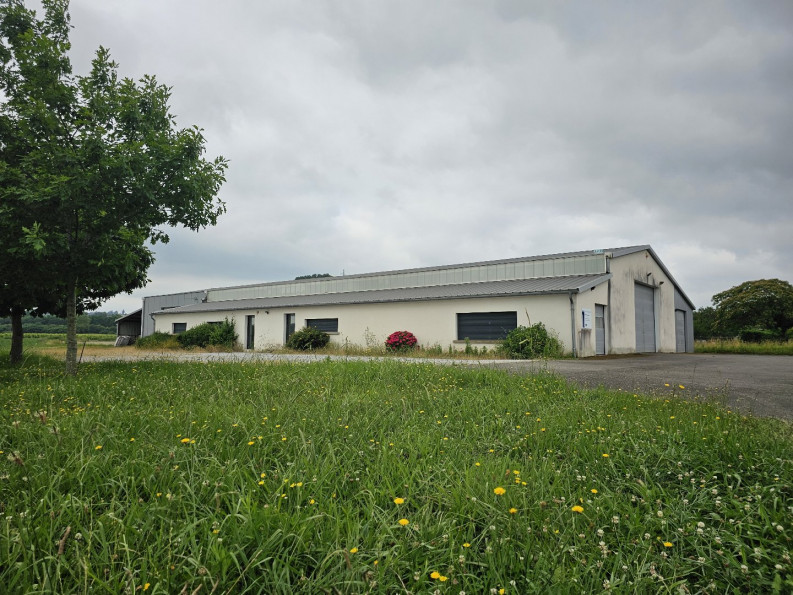 à vendre Bâtiment Bellocq - Photo 1