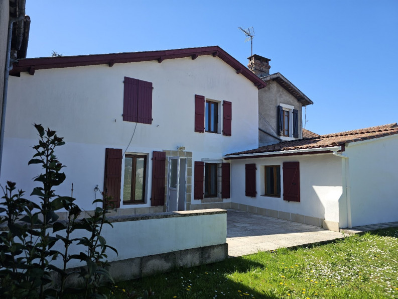 à vendre Maison Bellocq - Photo 1