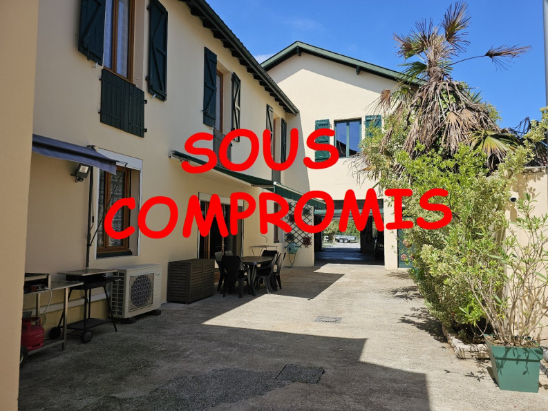 à vendre Maison Puyoo - Photo 1