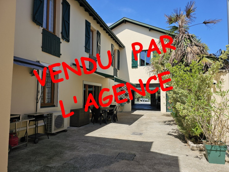 à vendre Maison Puyoo - Photo 1