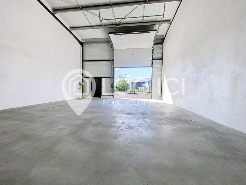 location Bâtiment Morlaas - Photo 7