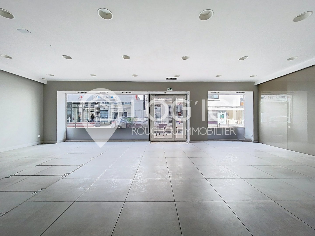 location Local commercial Pau - Photo 5