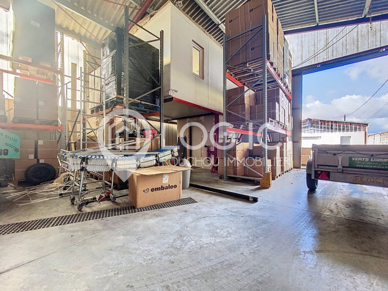 vente Entrepots et bureaux Theze - Photo 4