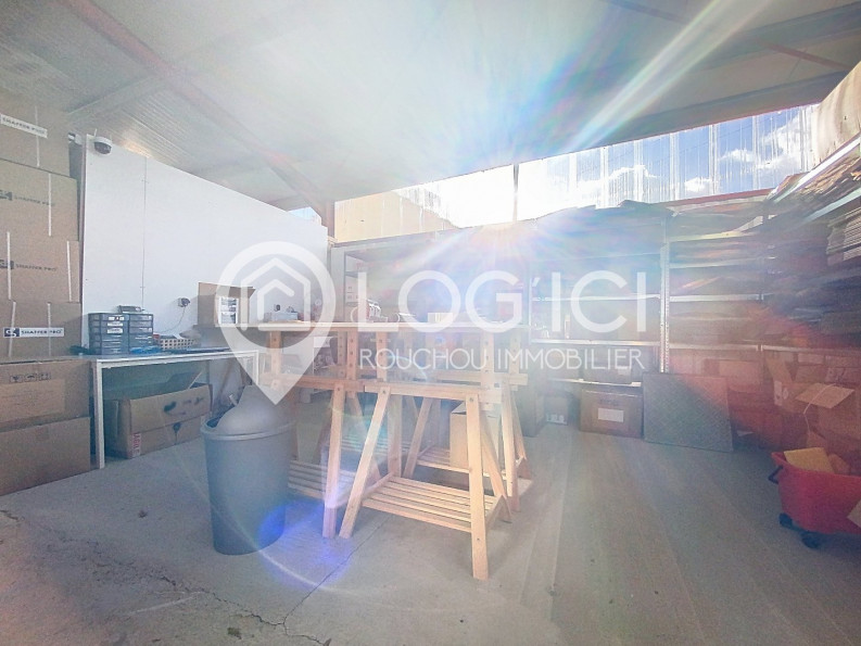 vente Entrepots et bureaux Theze - Photo 8
