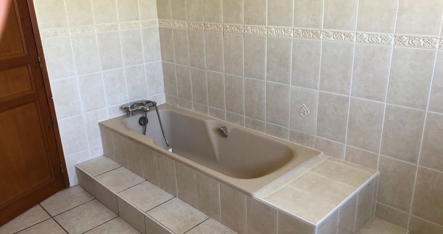 vente Maison Saint Laurent De Neste