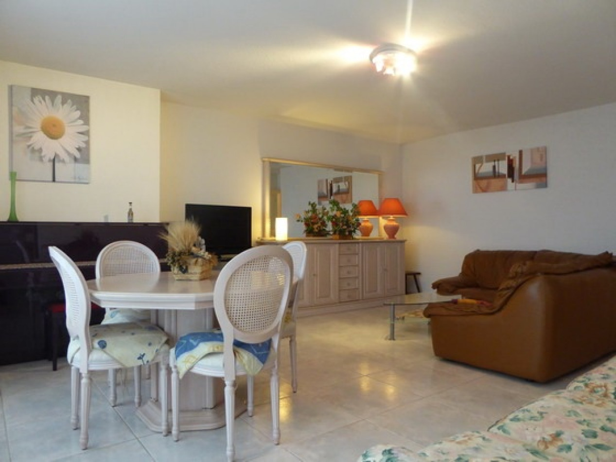 en location saisonnière Appartement Canet En Roussillon - Photo 2