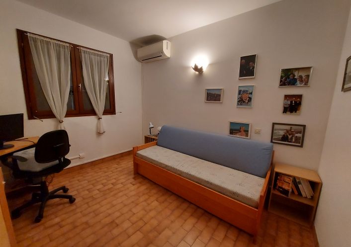 for seasonal lettings Villa Saint Genis Des Fontaines