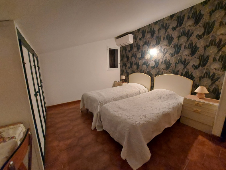 en location saisonnière Villa Saint Genis Des Fontaines - Photo 8