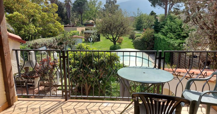 en location saisonnière Villa Saint Genis Des Fontaines