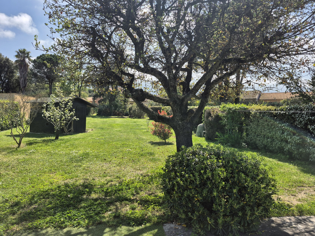 en location saisonnière Villa Saint Genis Des Fontaines - Photo 9