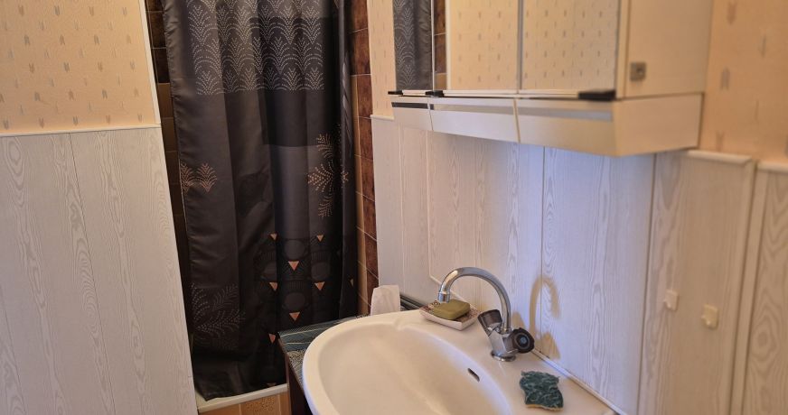 en location saisonnière Villa Saint Genis Des Fontaines