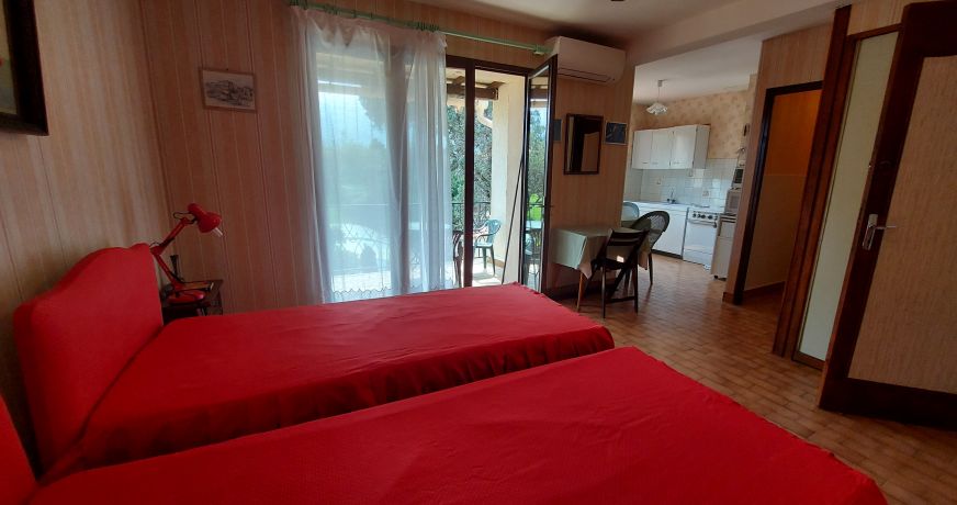 en location saisonnière Villa Saint Genis Des Fontaines