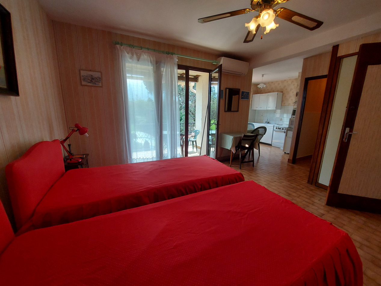 en location saisonnière Villa Saint Genis Des Fontaines - Photo 10