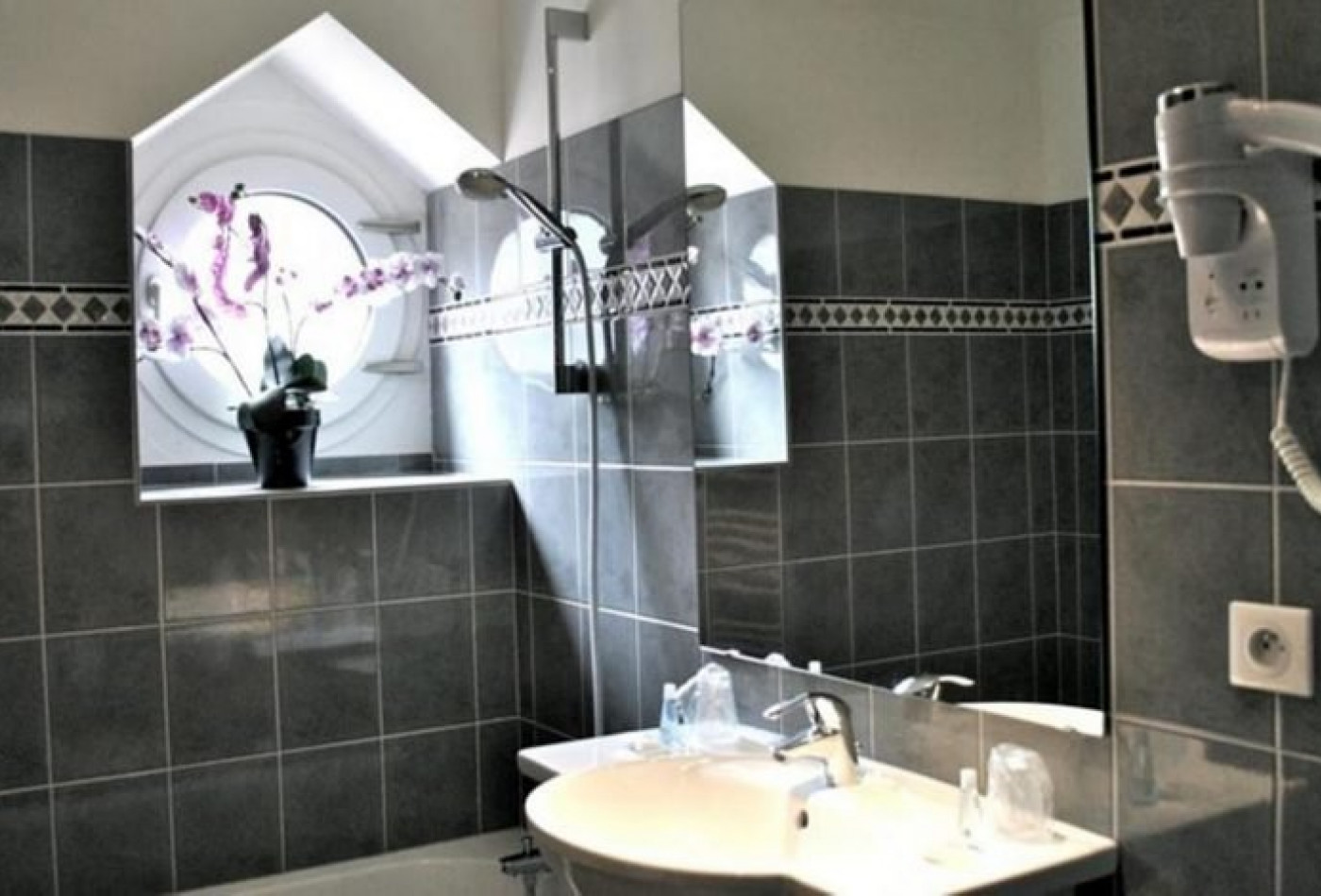 vente Hôtel bureau Lourdes - Photo 6