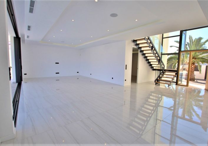 à vendre Villa d'architecte Empuriabrava