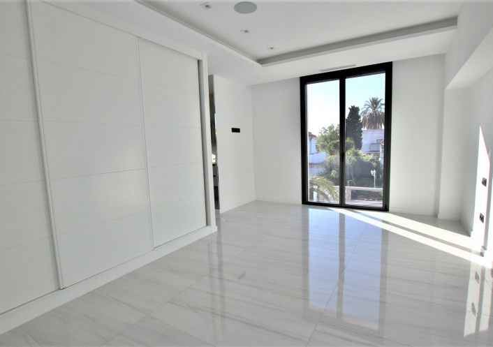 à vendre Villa d'architecte Empuriabrava