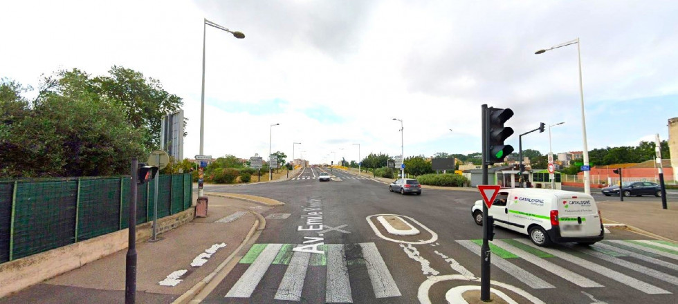 location Local commercial Perpignan - Photo 2