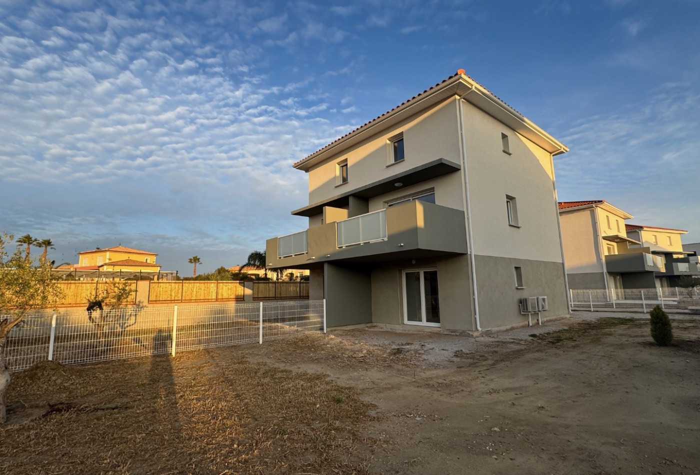 vente Villa d'architecte Sainte Marie La Mer - Photo 1