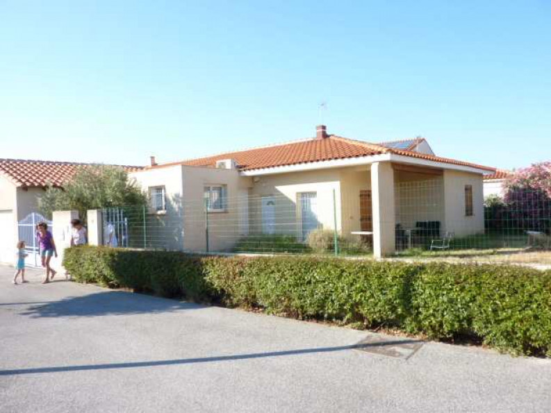 à vendre Villa d'architecte Villeneuve De La Raho - Photo 1