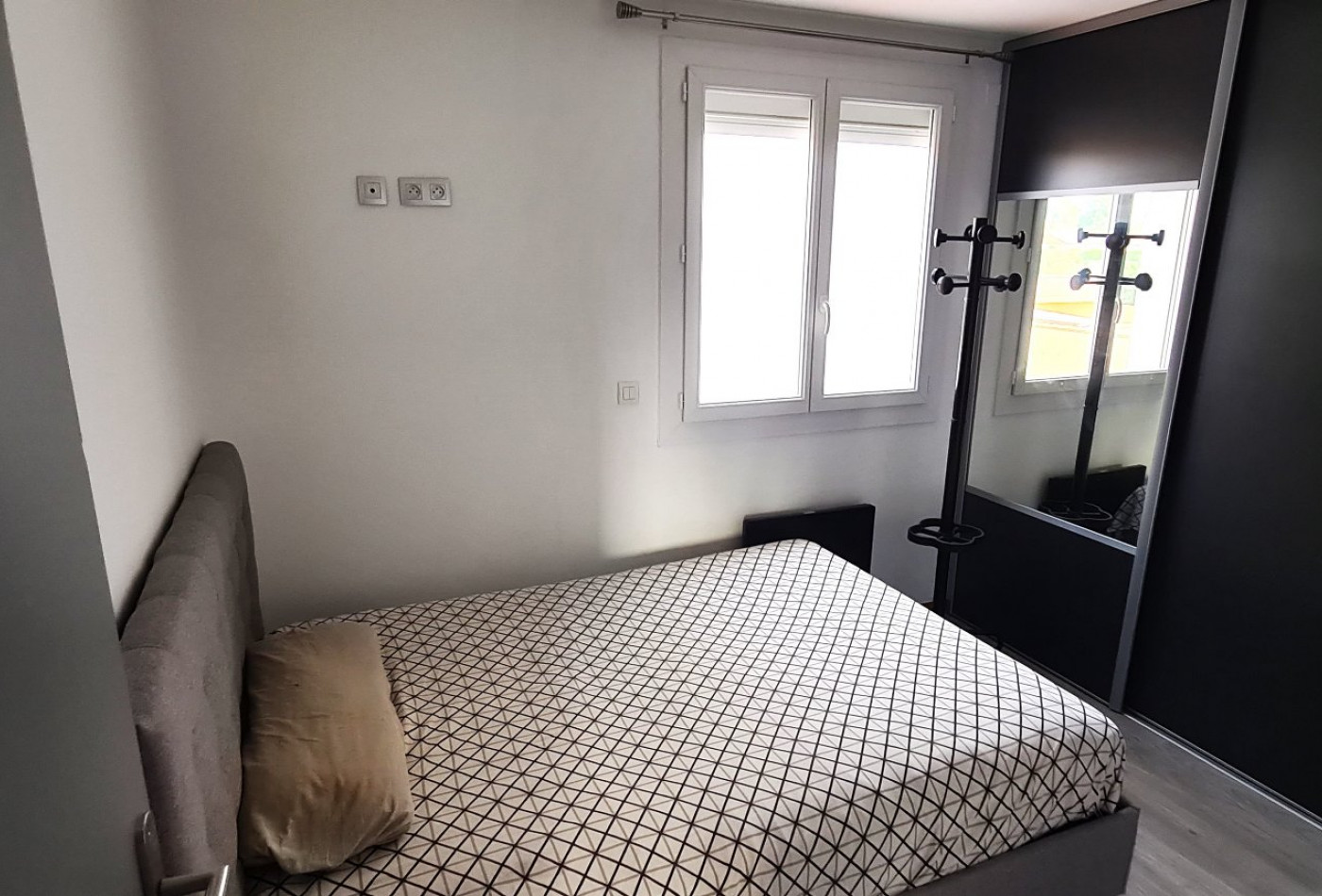 vente Maison Saint Esteve - Photo 9