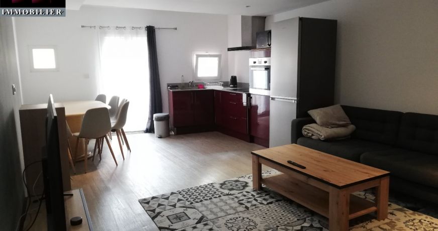 location Maison de village Baho