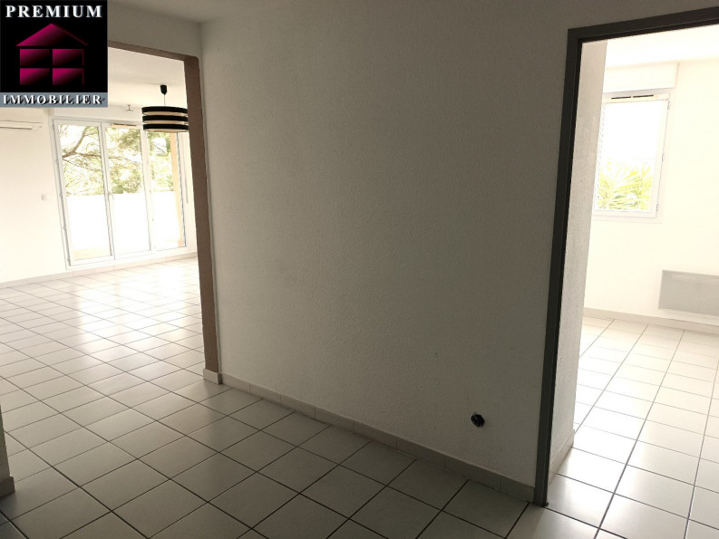 à louer Appartement Saint Esteve - Photo 5