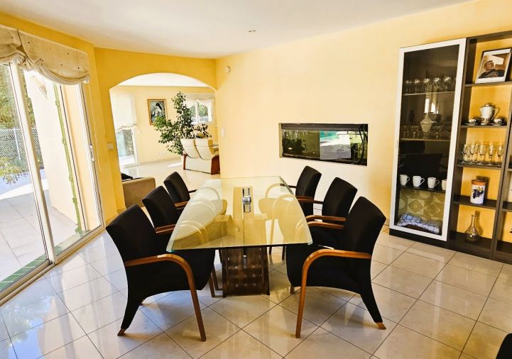 for sale Maison Saint Esteve