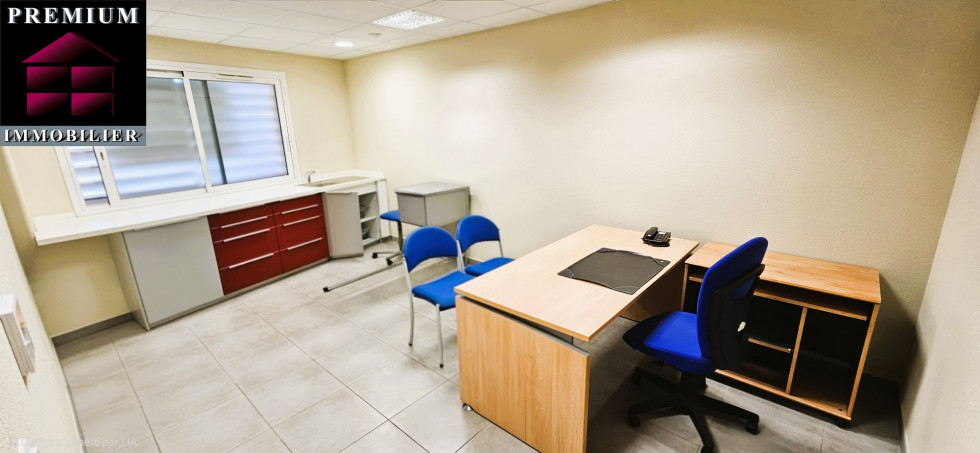 vente Locaux d'activité Saint Esteve - Photo 3