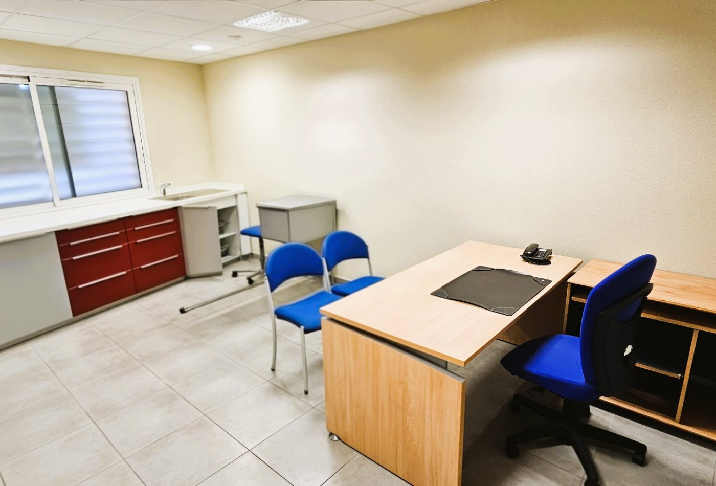 vente Locaux d'activité Saint Esteve - Photo 4