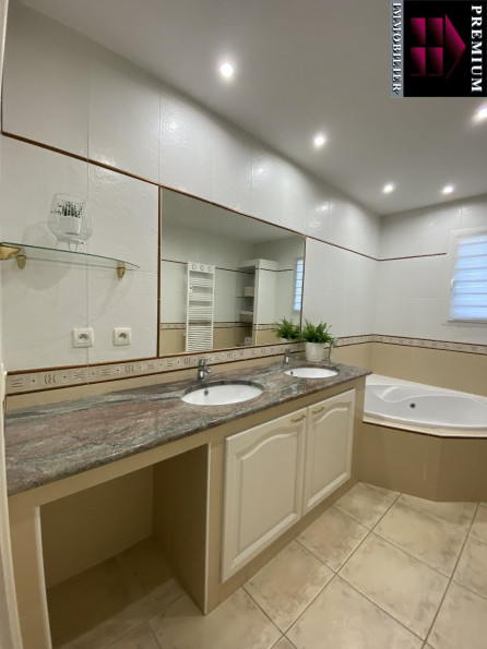 à vendre Maison Saint Esteve - Photo 4