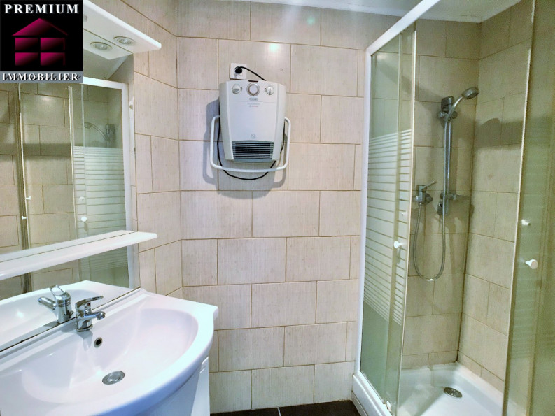 à vendre Immeuble de rapport Saint Esteve - Photo 8