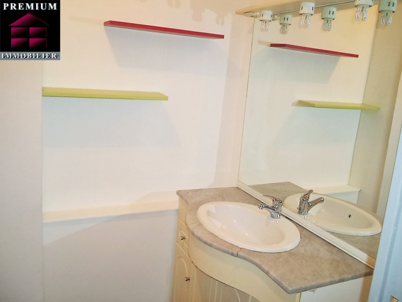 à vendre Immeuble de rapport Saint Esteve - Photo 3