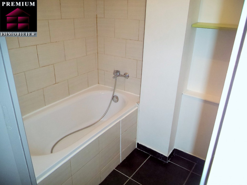 à vendre Immeuble de rapport Saint Esteve - Photo 4