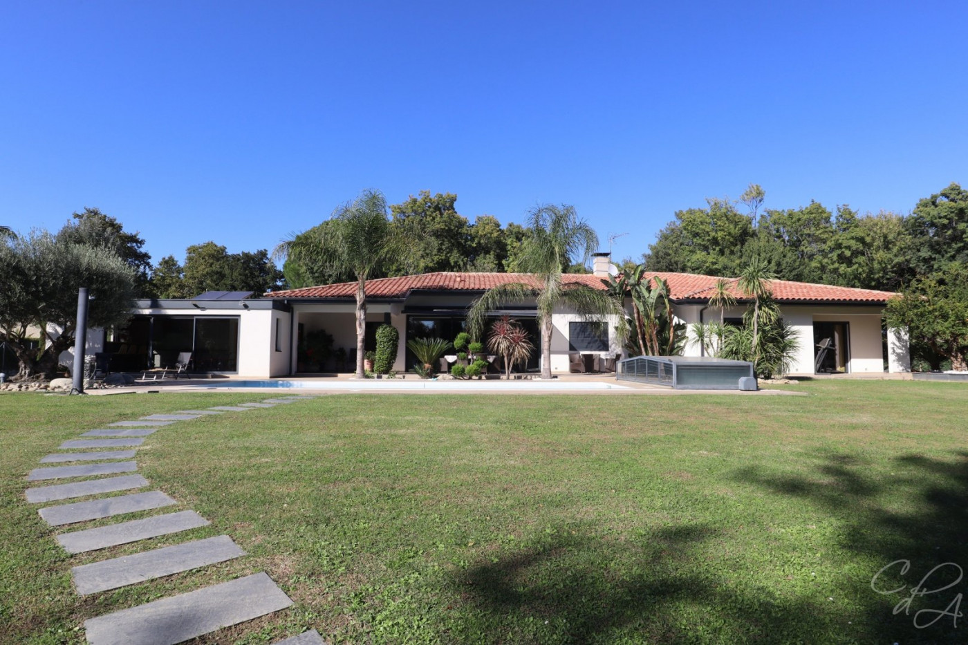 sale Villa d'architecte Le Soler - Photo 1