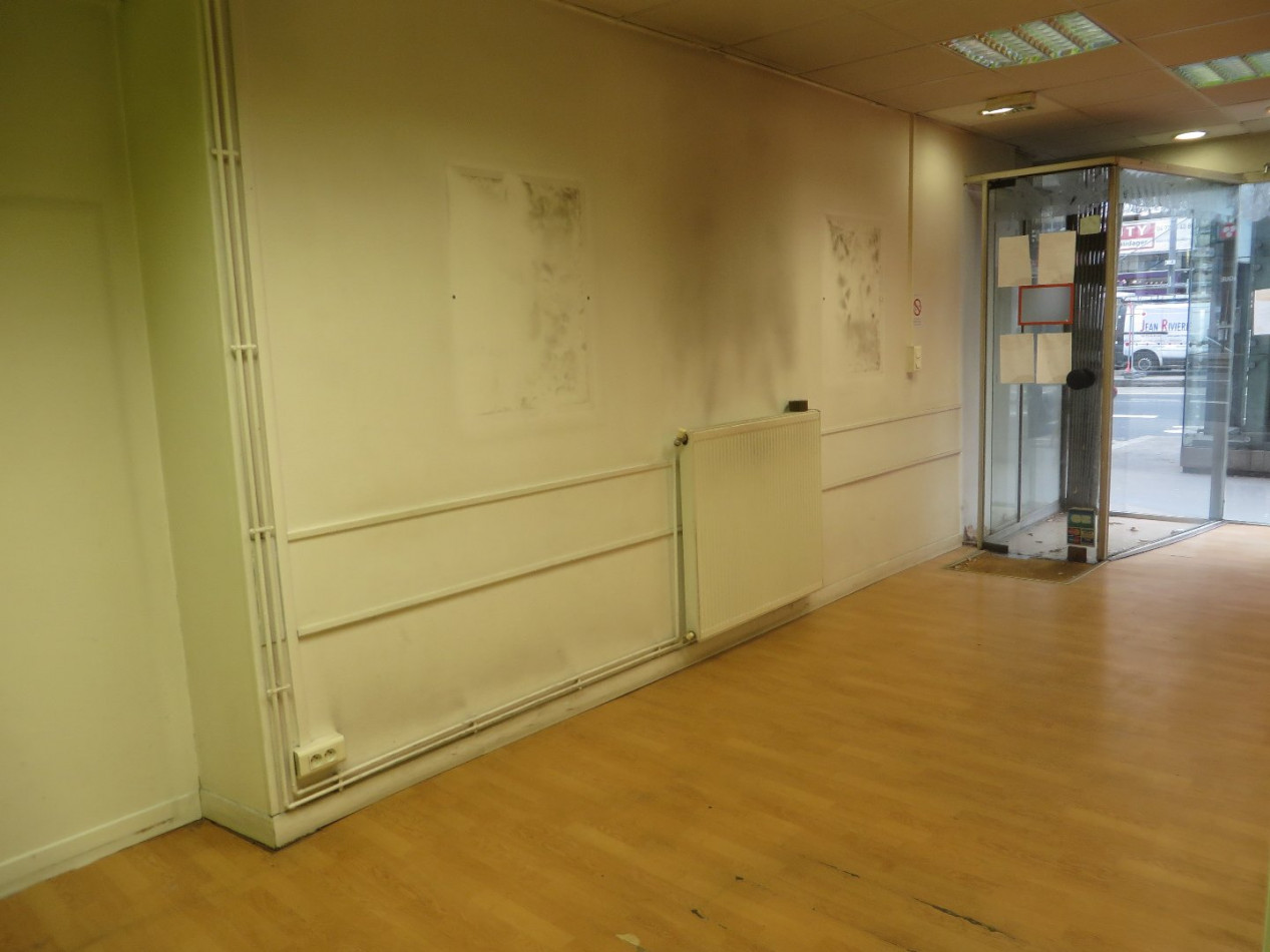 à vendre Local commercial Lyon 7eme Arrondissement - Photo 7