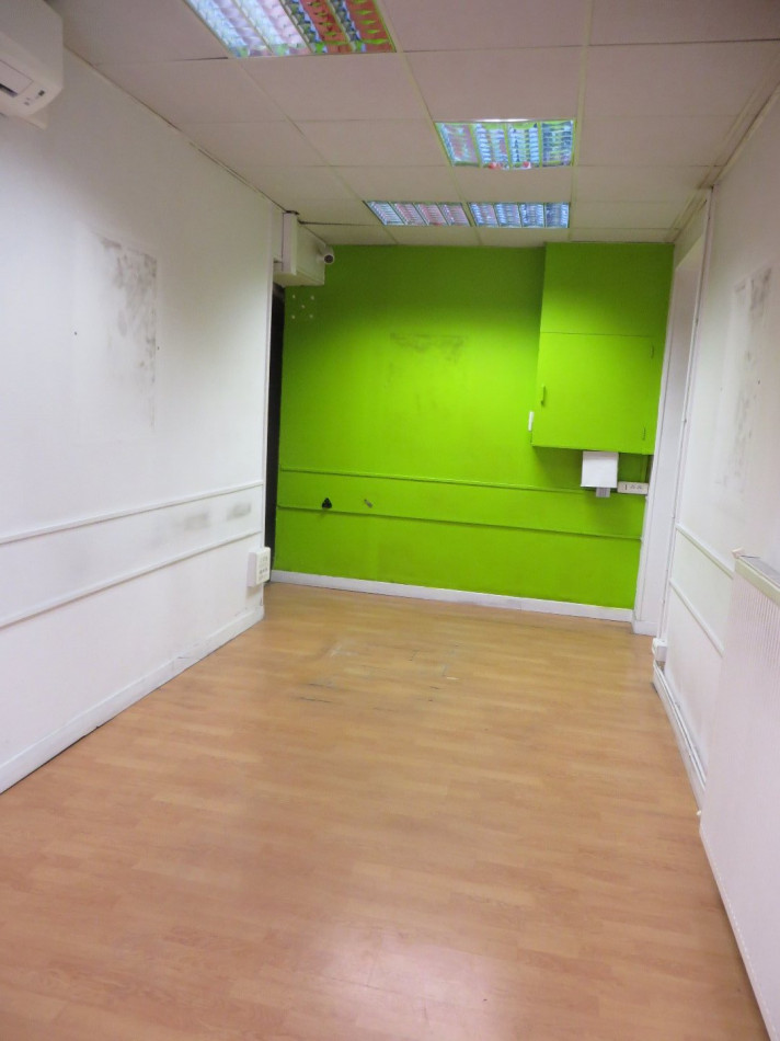 à vendre Local commercial Lyon 7eme Arrondissement - Photo 2