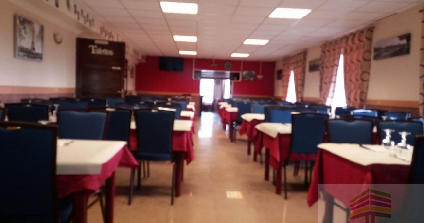 vente Immeuble commercial Oinville Saint Liphard