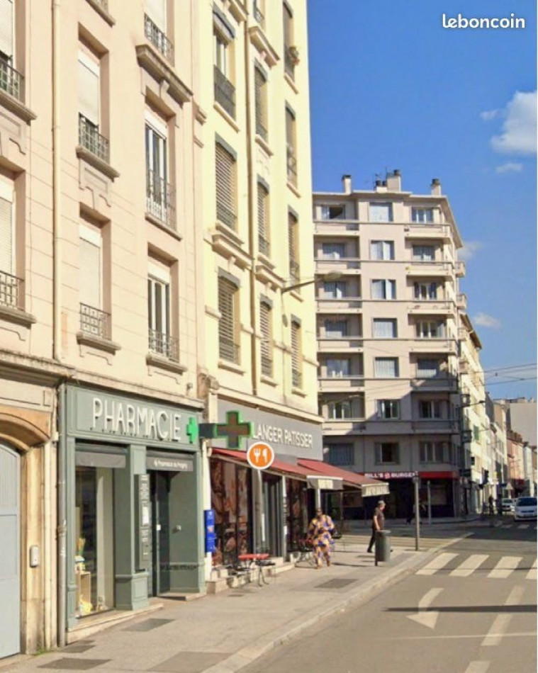 à vendre  Lyon 7eme Arrondissement - Photo 4