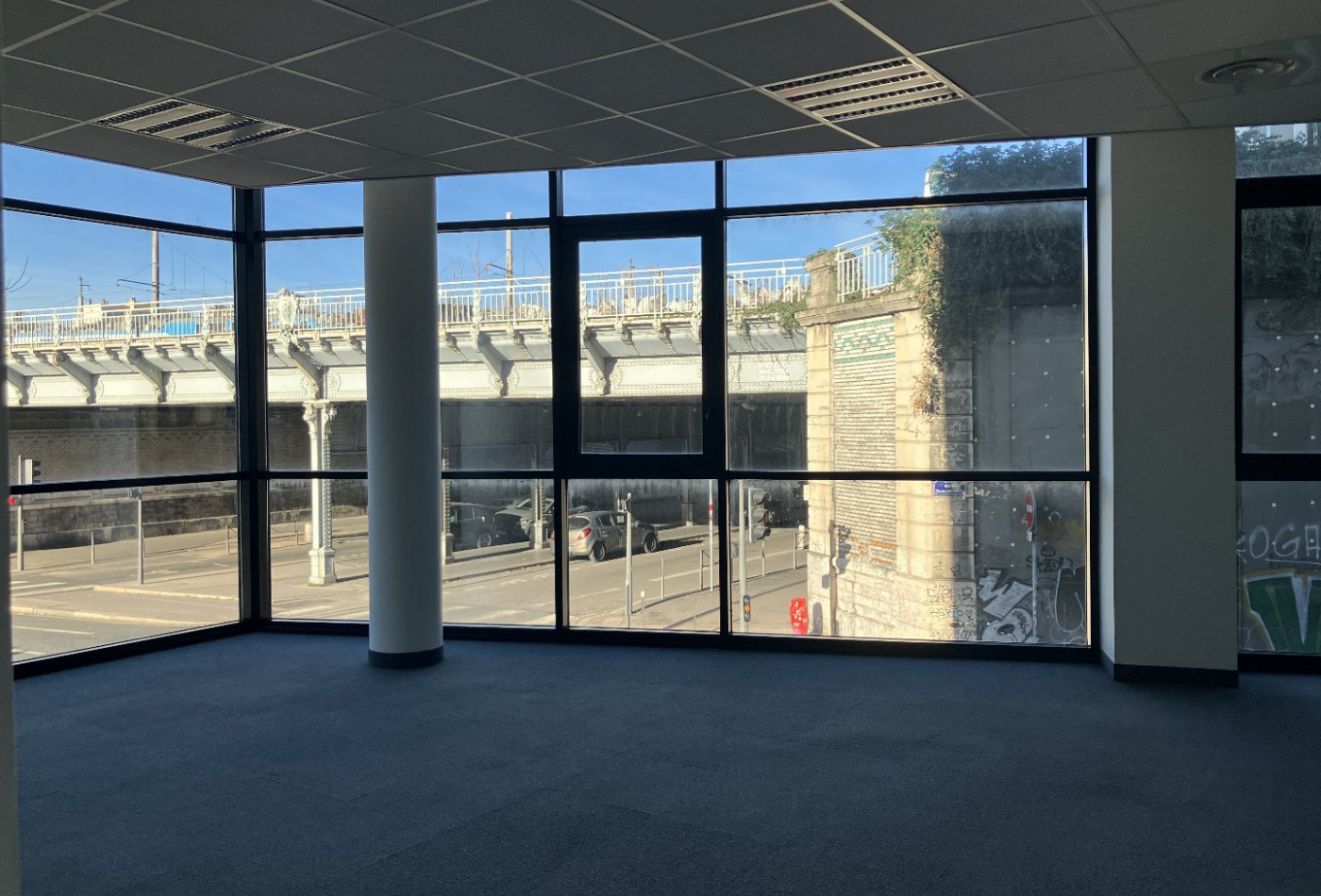 location Bureau Lyon 7eme Arrondissement - Photo 7