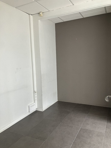 location Local commercial Villeurbanne - Photo 6