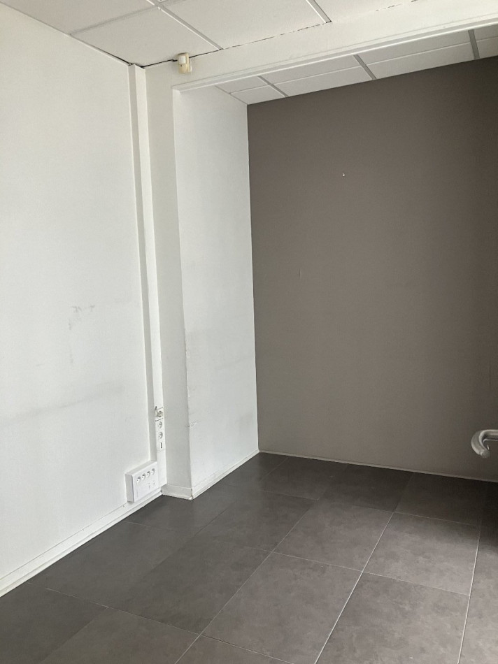 à louer Local commercial Villeurbanne - Photo 6