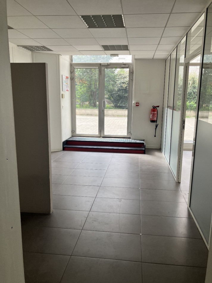 à louer Local commercial Villeurbanne - Photo 10